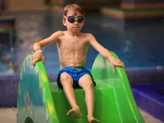 Holdfényfürdő a Strandok Éjszakáján - fotó: 