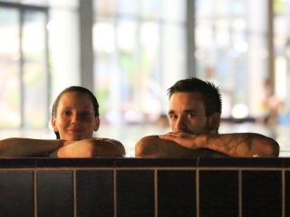 Holdfényfürdő a Strandok Éjszakáján - fotó: 