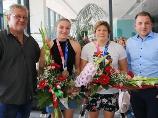 Hazatértek az olimpiai bronzérmes válogatott dunaújvárosi tagjai - fotó: 