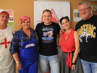 Dunaújváros 70: retró véradás - fotó: 