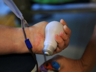 Dunaújváros 70: retró véradás - fotó: 