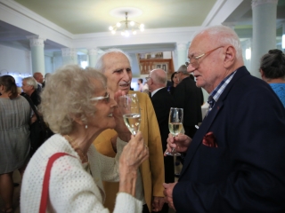 Dunaújváros 70: ünnepi könyvbemutató és díjátadás - fotó: 