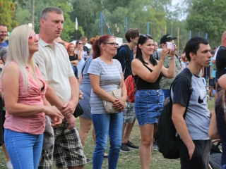 Parázs-Varázs és augusztális: esti képtár - fotó: 