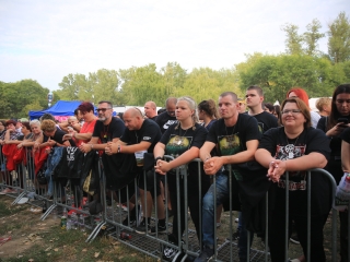 Parázs-Varázs és augusztális: esti képtár - fotó: 