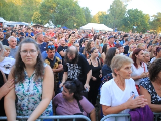 Parázs-Varázs és augusztális: esti képtár - fotó: 