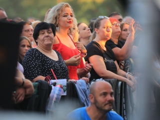 Parázs-Varázs és augusztális: esti képtár - fotó: 