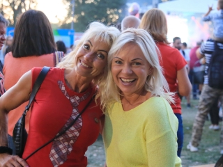 Parázs-Varázs és augusztális: esti képtár - fotó: 