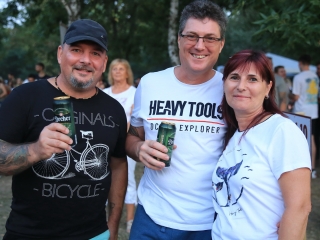 Parázs-Varázs és augusztális: esti képtár - fotó: 