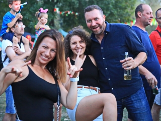 Parázs-Varázs és augusztális: esti képtár - fotó: 