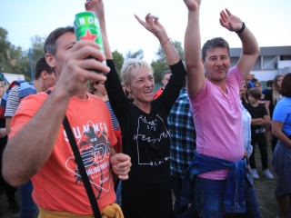 Parázs-Varázs és augusztális: esti képtár - fotó: 