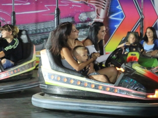 Parázs-Varázs és augusztális: esti képtár - fotó: 