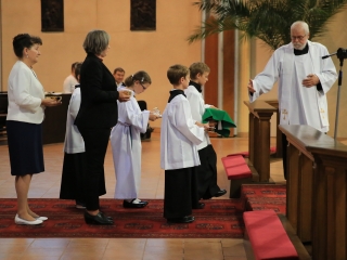 Áldás az ablakokra, áldás a Mózes-szoborra - fotó: 