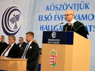 Tanévnyitó ünnepély a DUE-n (2021) - fotó: 