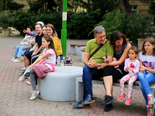 Néptánc a flaszteren – három helyszínen ropták - fotó: 