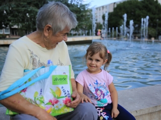 Dunaújváros 70: KönyvTér a Városháza téren - fotó: 