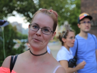 Dunaújváros 70: KönyvTér a Városháza téren - fotó: 