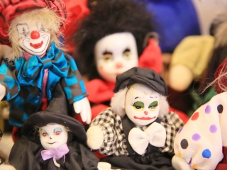 Babakiállítás a Dunaferr iskolában - fotó: 