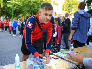 Fuss velünk, fuss értünk! - fotó: 