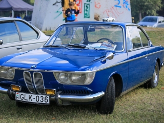 Bimmer Parádé az állatmentőknek - fotó: 