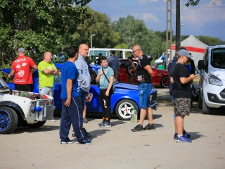 Bimmer Parádé az állatmentőknek - fotó: 