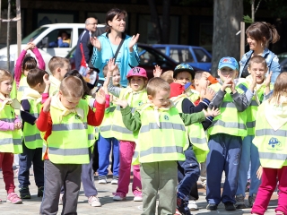Labda banda a Városháza téren - fotó: Sándor Judit