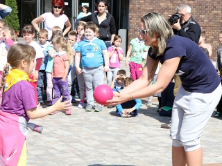Labda banda a Városháza téren - fotó: Sándor Judit
