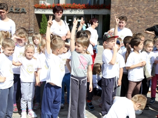 Labda banda a Városháza téren - fotó: Sándor Judit