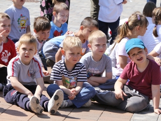 Labda banda a Városháza téren - fotó: Sándor Judit