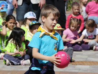 Labda banda a Városháza téren - fotó: Sándor Judit