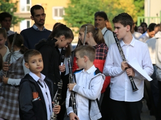 A zene világnapja a Sándor Frigyes Zeneiskolában - fotó: 