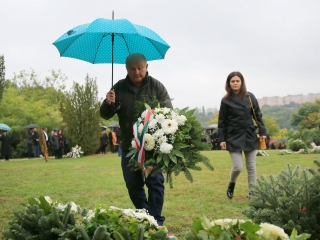 Október 6. – megemlékezés és koszorúzás - fotó: 