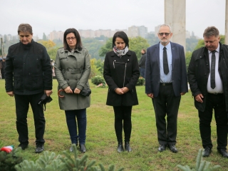 Október 6. – megemlékezés és koszorúzás - fotó: 