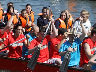 Családi hétvége II. nap Parázs Varázs - Sárkányhajó, foci - fotó: Sándor Judit