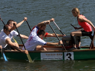 Családi hétvége II. nap Parázs Varázs - Sárkányhajó, foci - fotó: Sándor Judit