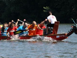 Családi hétvége II. nap Parázs Varázs - Sárkányhajó, foci - fotó: Sándor Judit