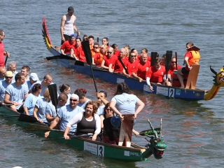 Családi hétvége II. nap Parázs Varázs - Sárkányhajó, foci - fotó: Sándor Judit