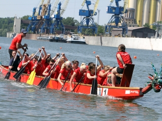 Családi hétvége II. nap Parázs Varázs - Sárkányhajó, foci - fotó: Sándor Judit