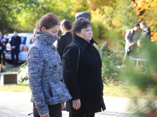 '56 öröksége: ünnepi műsor és koszorúzás a kopjafánál - fotó: 