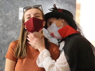 A Halloween véradás véresen komoly képei!  - fotó: 