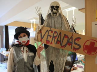 A Halloween véradás véresen komoly képei!  - fotó: 