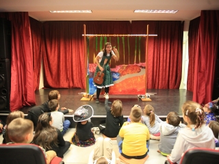 Boszitárbor az MMK-ban - fotó: 