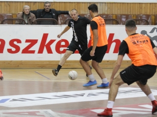 VIII. Ádám Anita, IX. Héger Ádám és IV. Komáromi Ádám Emléktorna - fotó: 