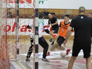 VIII. Ádám Anita, IX. Héger Ádám és IV. Komáromi Ádám Emléktorna - fotó: 