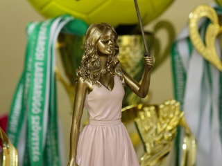 VIII. Ádám Anita, IX. Héger Ádám és IV. Komáromi Ádám Emléktorna - fotó: 