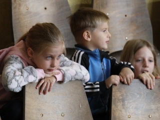 VIII. Ádám Anita, IX. Héger Ádám és IV. Komáromi Ádám Emléktorna - fotó: 