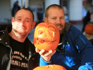 Tökfaragó verseny a Vasmű úton - fotó: 