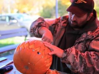 Tökfaragó verseny a Vasmű úton - fotó: 