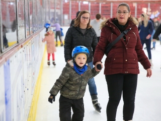 Szabadkori a jégcsarnokban - fotó: 