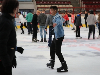 Szabadkori a jégcsarnokban - fotó: 