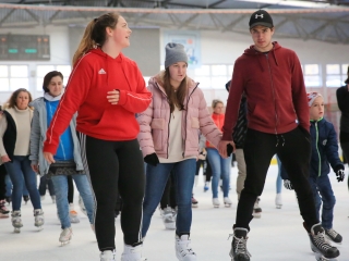 Szabadkori a jégcsarnokban - fotó: 